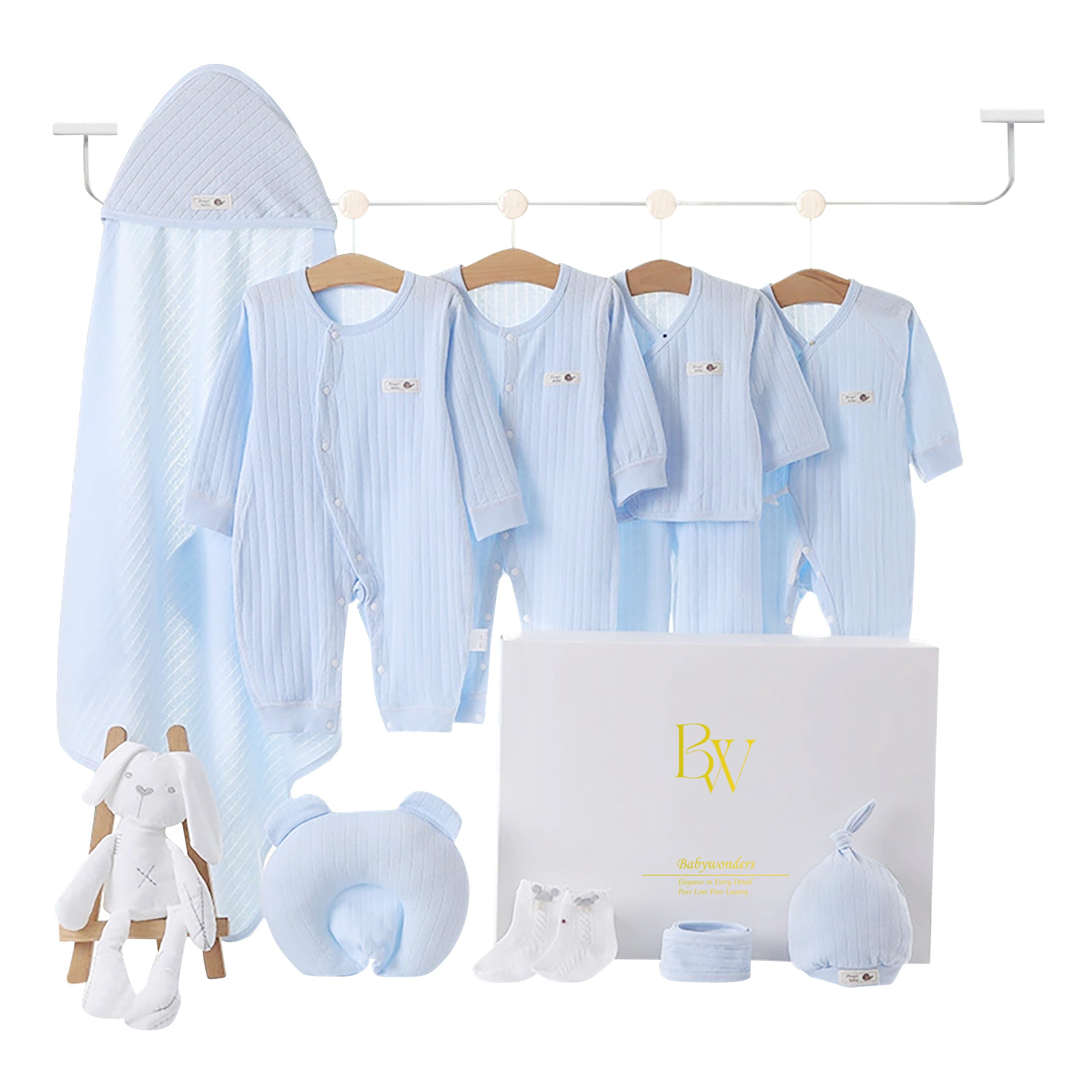Baby gift set with whale theme and baby clothes set