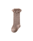 Brown lace knit baby socks with elegant ruffle edge – cozy and stylish for toddlers.
