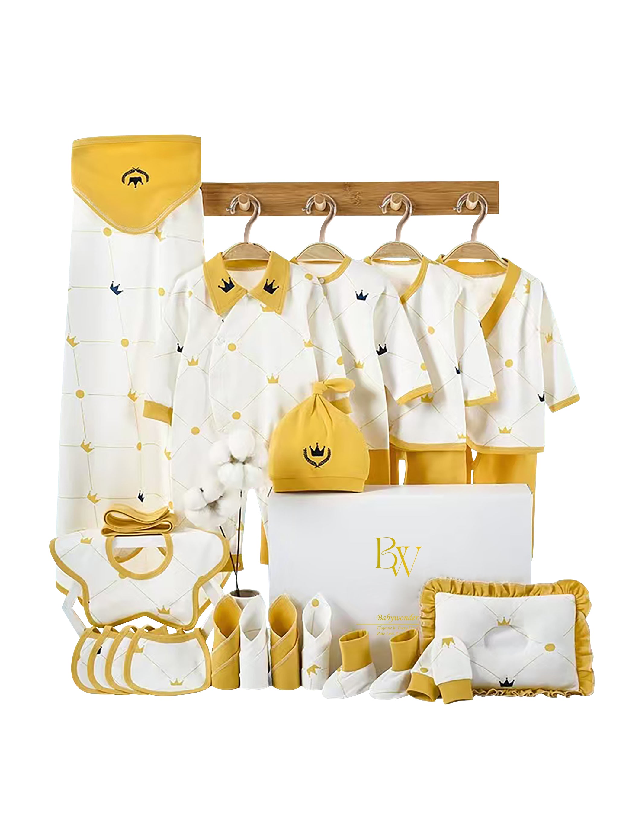 Unisex baby gift set with clothes and gloves for newborns