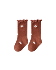 Lilac ribbed baby socks with embroidered daisy detail – floral cotton design