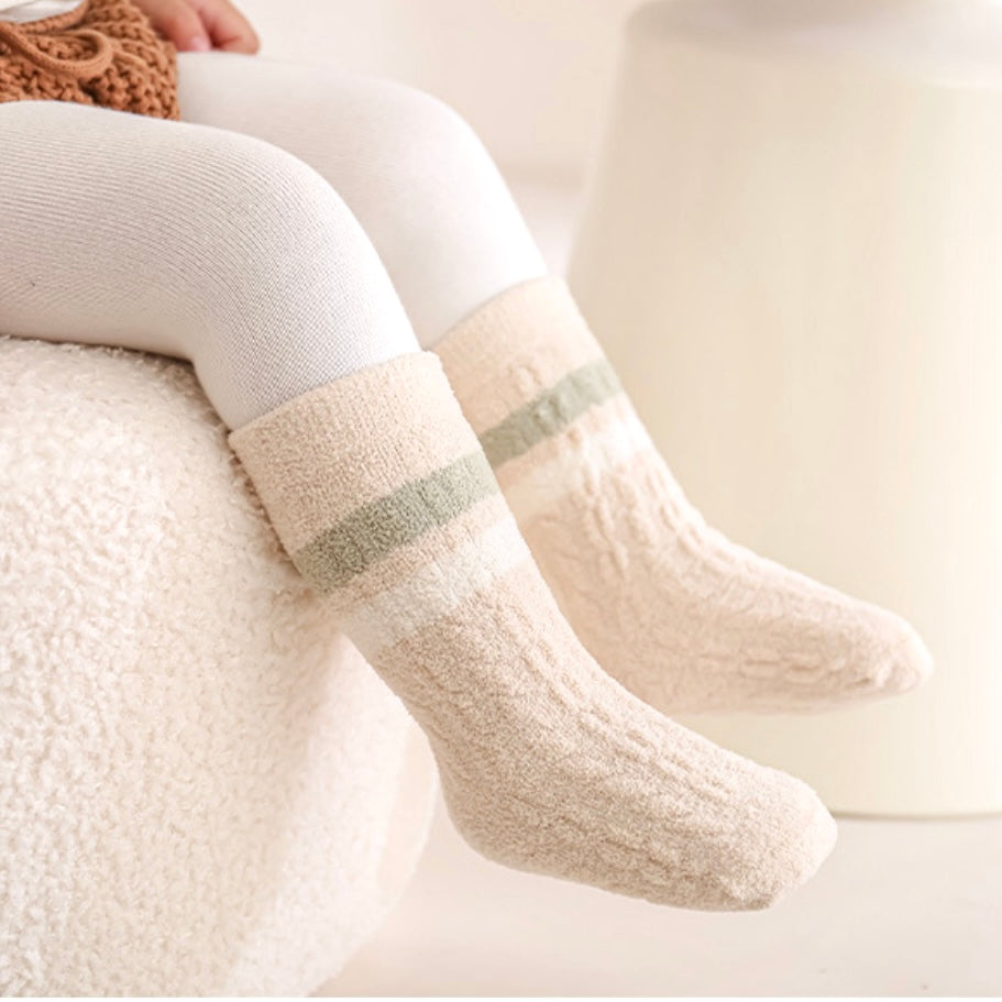 Striped Cable Knit Baby Socks – Various Colours