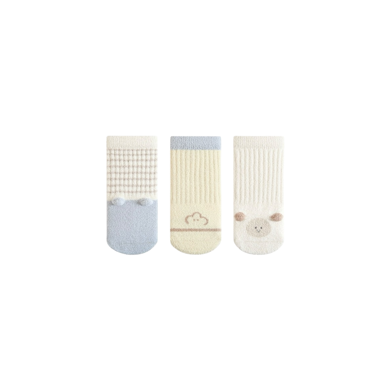 Beige bear embroidery baby socks made from soft breathable cotton – BabyWonders UK