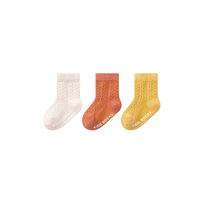 White and cream cable knit anti-slip baby socks – non-slip cotton design for infants
