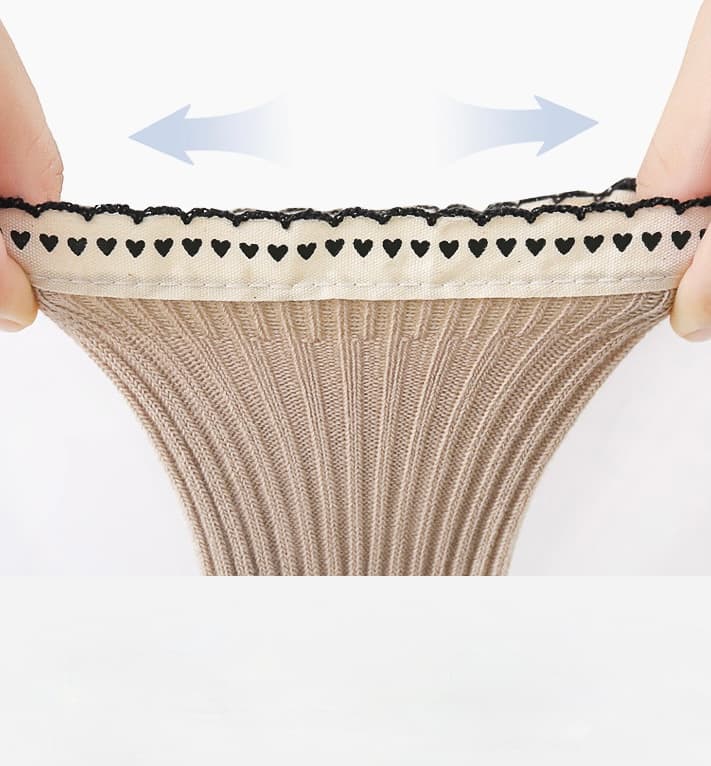 Stretchy ribbed baby socks with elastic top and delicate heart lace trim